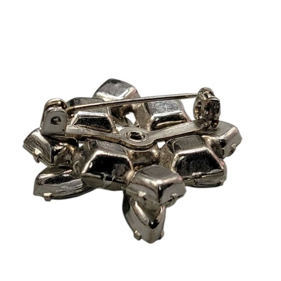 Layered Rhinestone Star Brooch Vintage Silver Tone Setting Unsigned Beauty - Picture 8 of 14